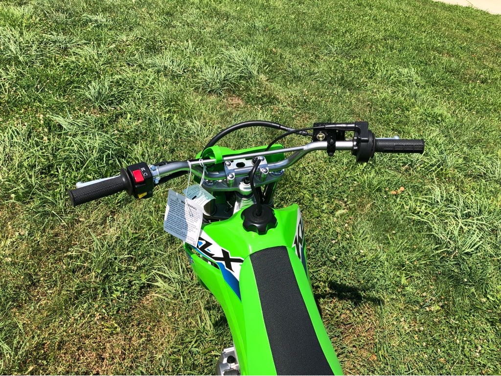 2026 Kawasaki KLX 140R - Photo 12