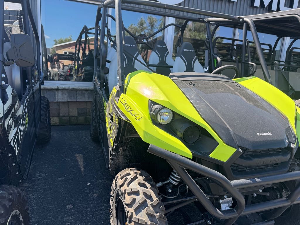 2025 Kawasaki Teryx4™ - Photo 2