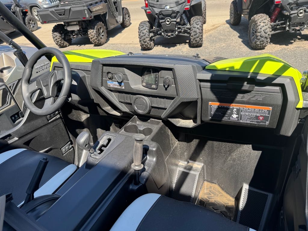 2025 Kawasaki Teryx4™ - Photo 3