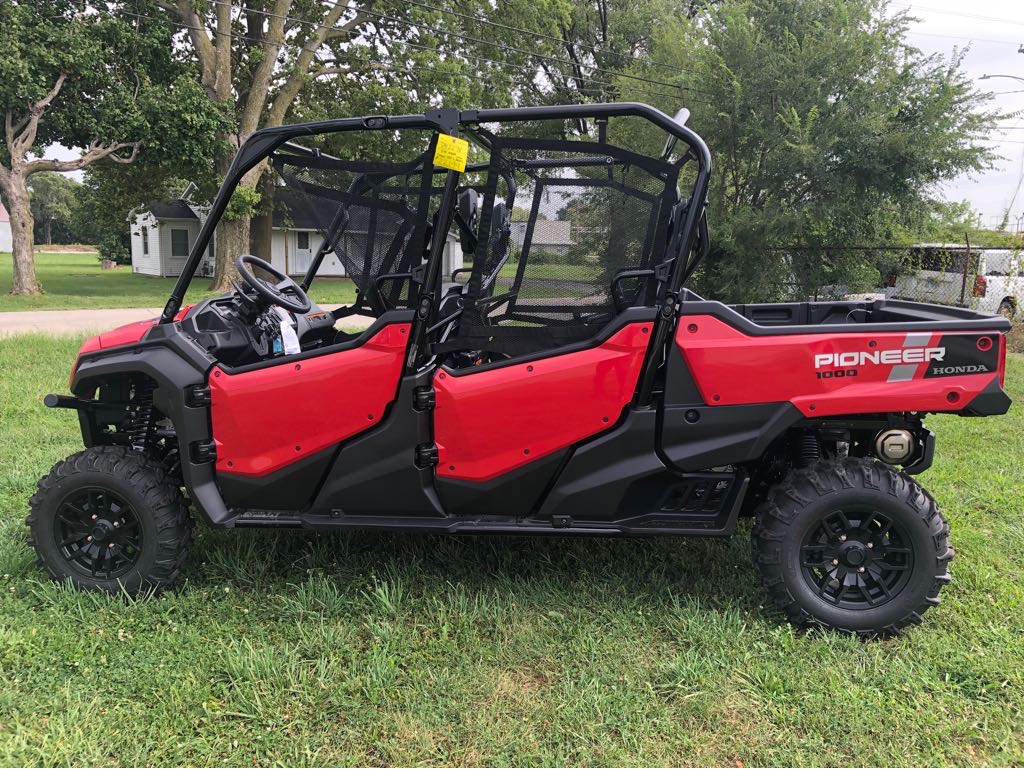 2025 Honda PIONEER 1000-6 CREW DELUXE - Photo 7