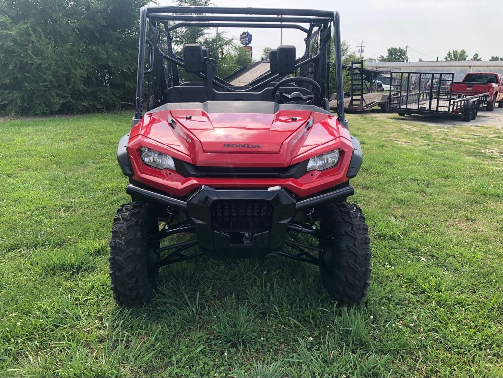 2025 Honda PIONEER 1000-6 CREW DELUXE - Photo 12