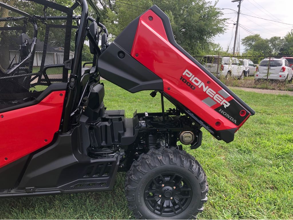 2025 Honda PIONEER 1000-6 CREW DELUXE - Photo 11