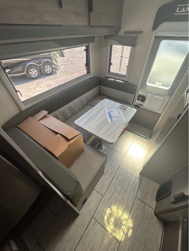 2026 Lance Truck Camper 850 - Photo 7
