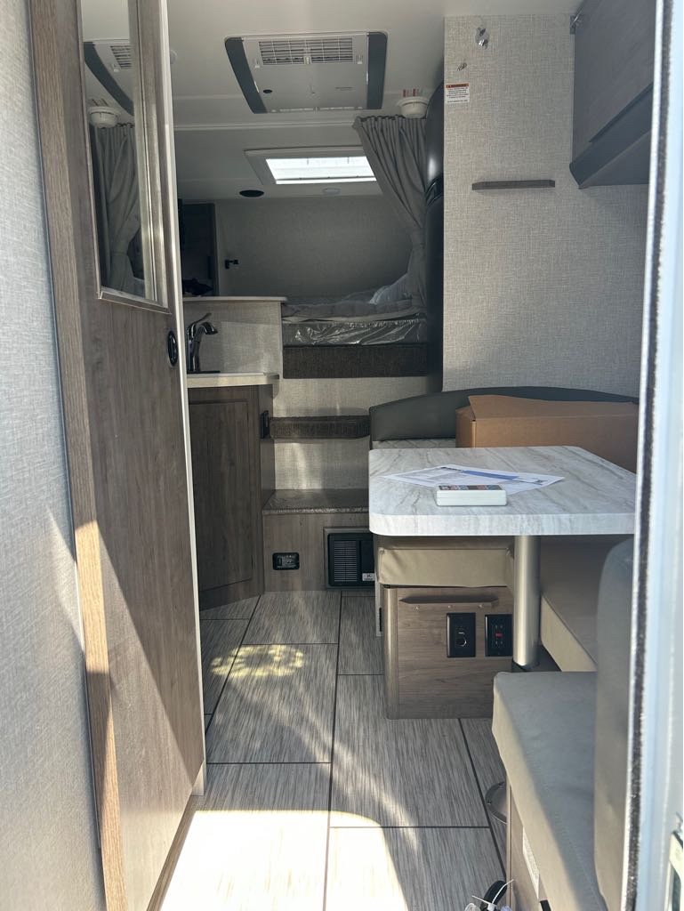 2026 Lance Truck Camper 850 - Photo 8