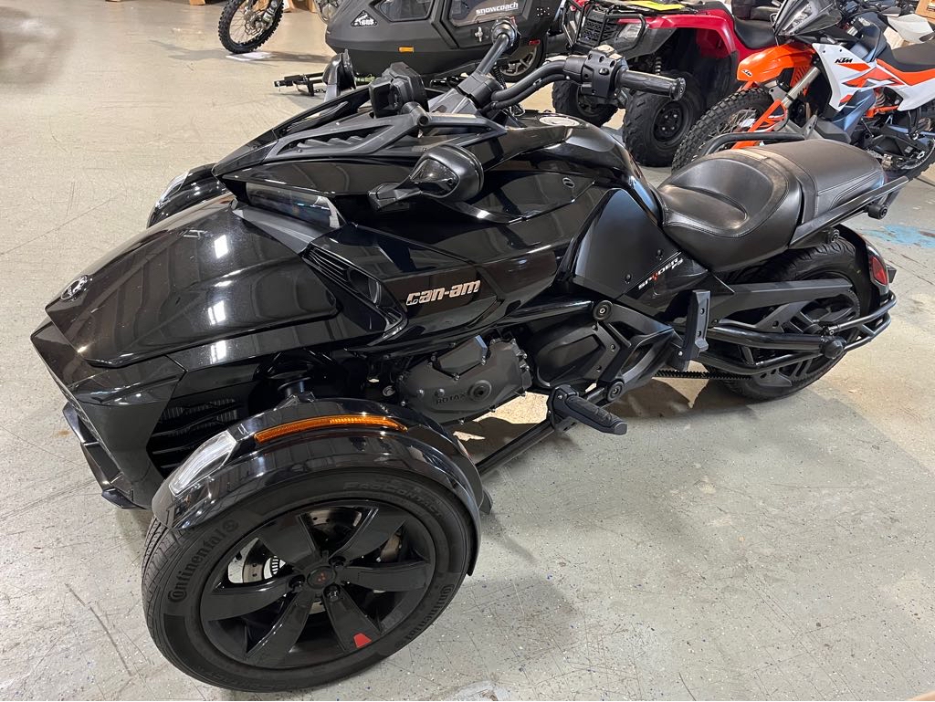 2019 Can-Am SPYDER F3 - Photo 2