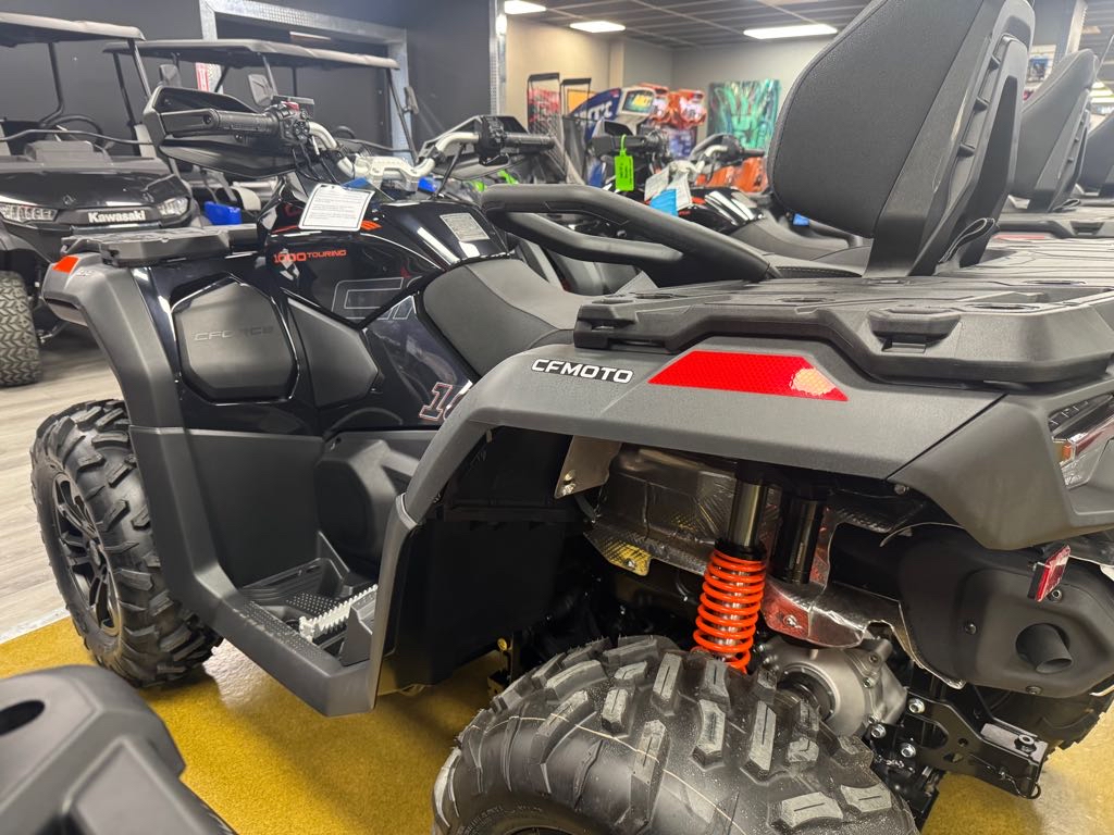 2025 CFMOTO CFORCE 1000 Touring - Photo 2