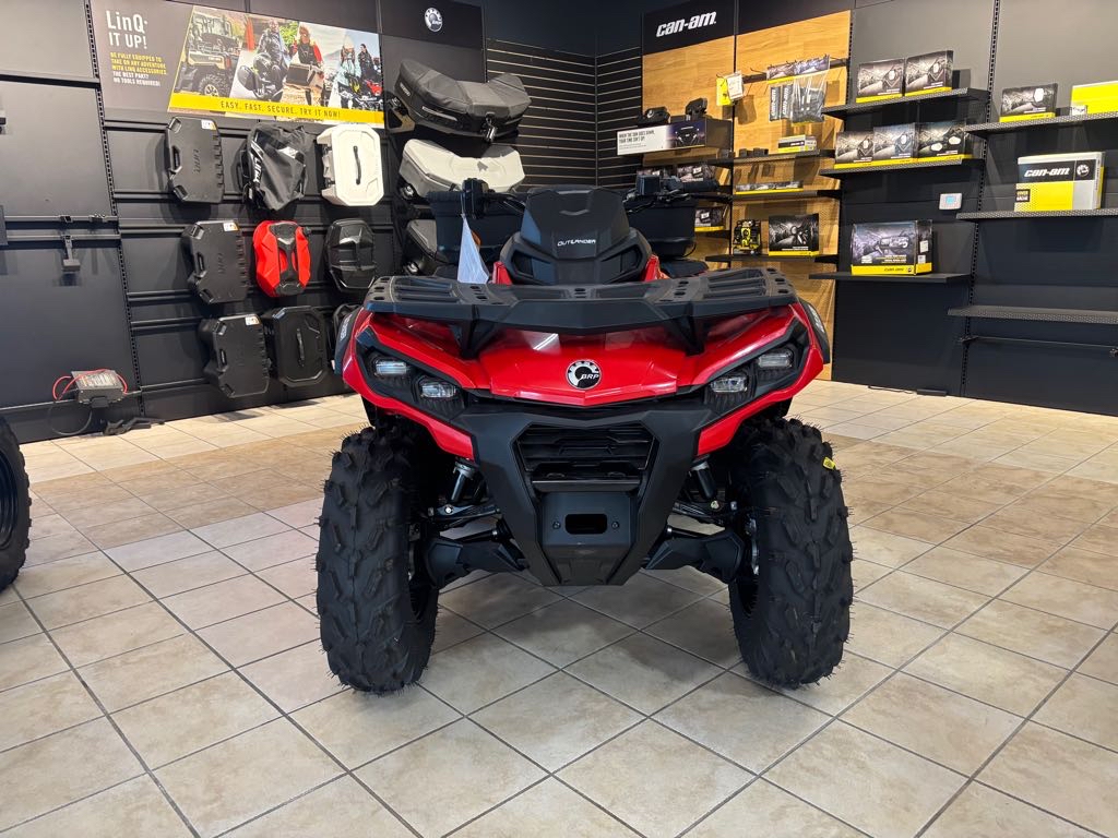 2024 Can-Am OUTLANDER DPS 850 - Photo 2