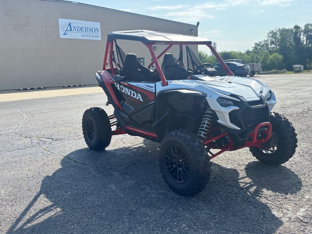 2025 Honda TALON 1000R - Photo 4