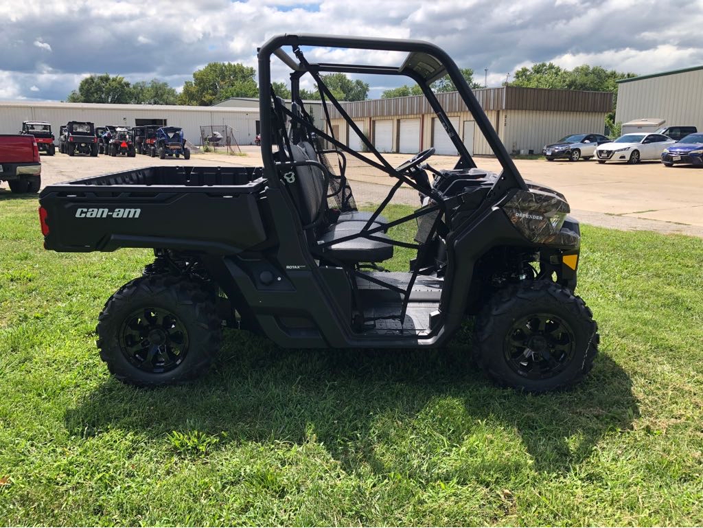 2025 Can-Am DEFENDER DPS HD7 - Photo 2