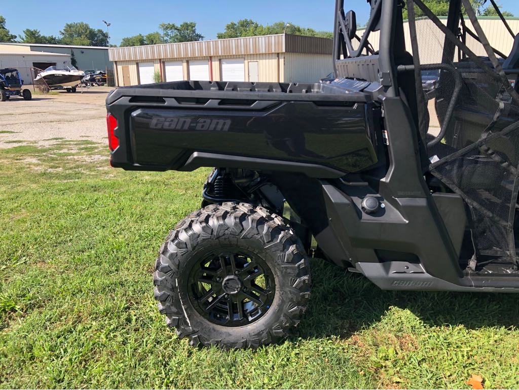 2025 Can-Am DEFENDER MAX LONESTAR HD 10 - Photo 4