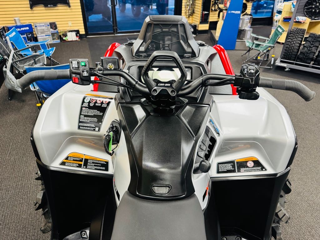 2025 Can-Am Outlander X mr 1000R - Photo 6