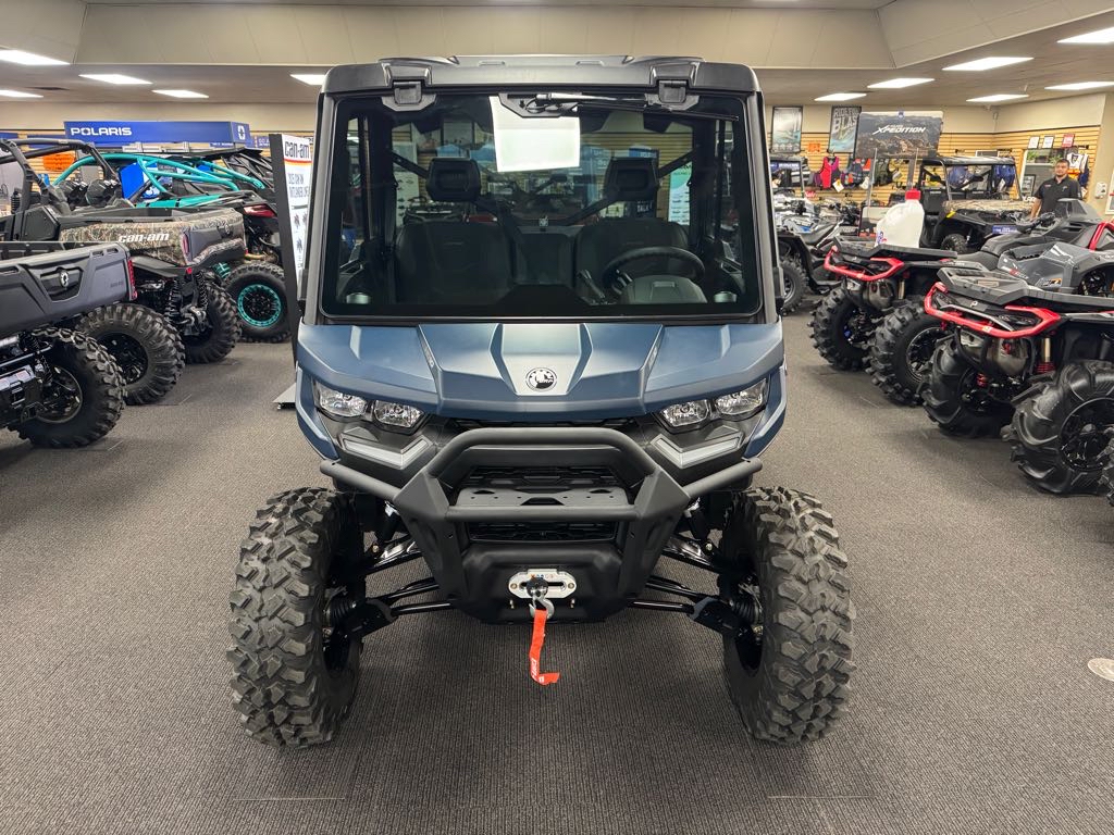 2026 Can-Am Defender 6X6 Limited - Photo 3