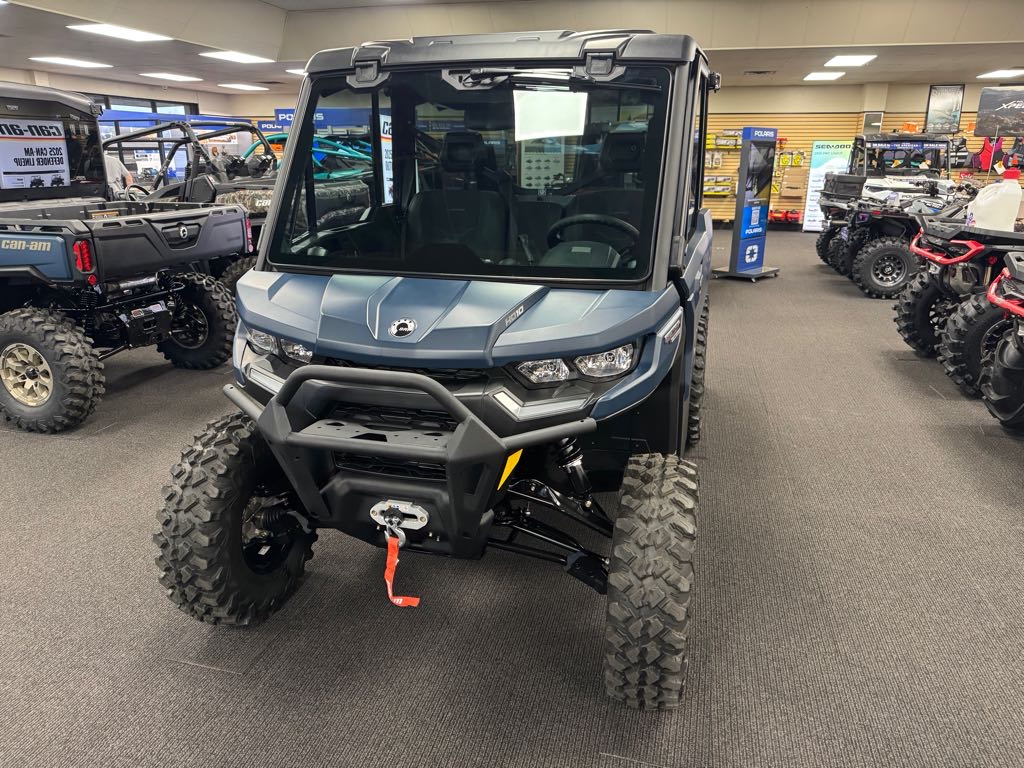2026 Can-Am Defender 6X6 Limited - Photo 2