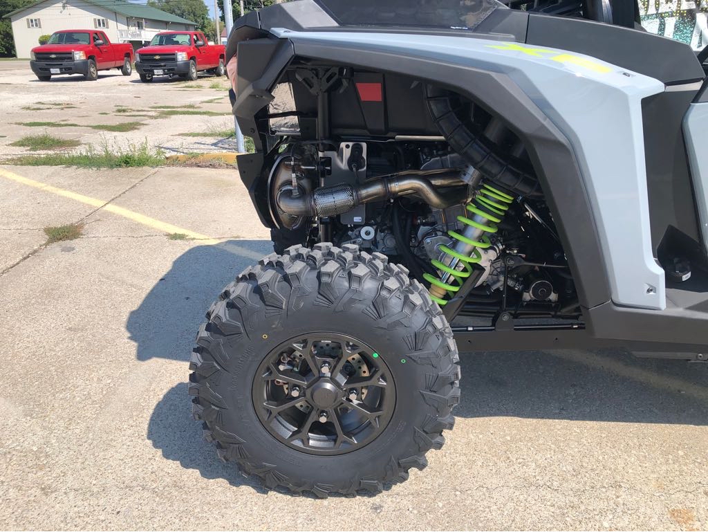 2025 Polaris RZR XP 1000 ULT - Photo 4