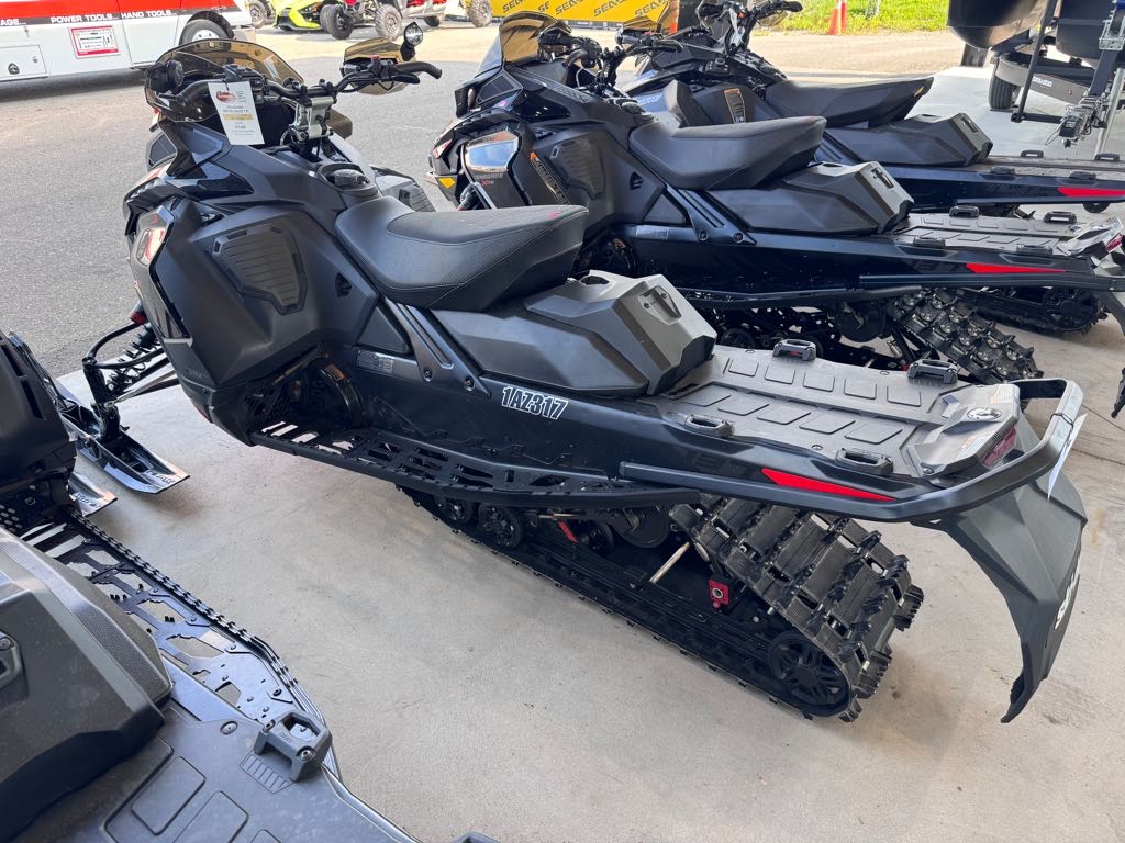 2024 Ski-Doo Renegade X-RS 900 ACE Turbo R 137 - Photo 3