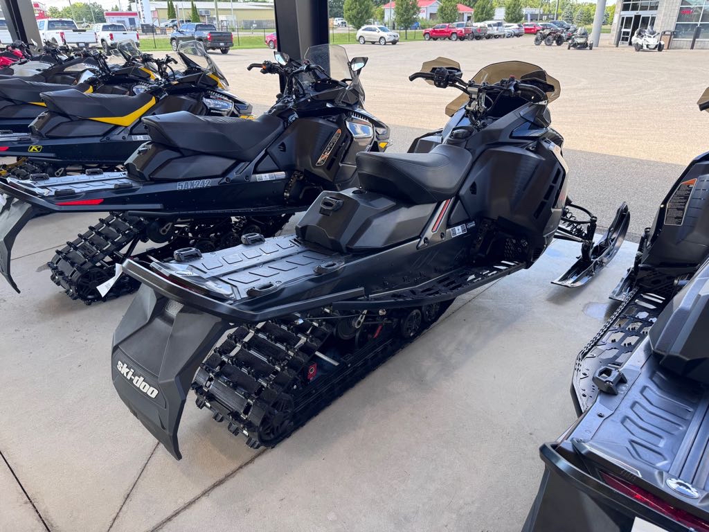2024 Ski-Doo Renegade X-RS 900 ACE Turbo R 137 - Photo 4