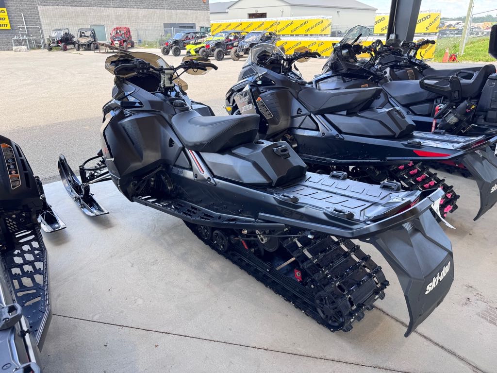2024 Ski-Doo Renegade X-RS 900 ACE Turbo R 137 - Photo 3
