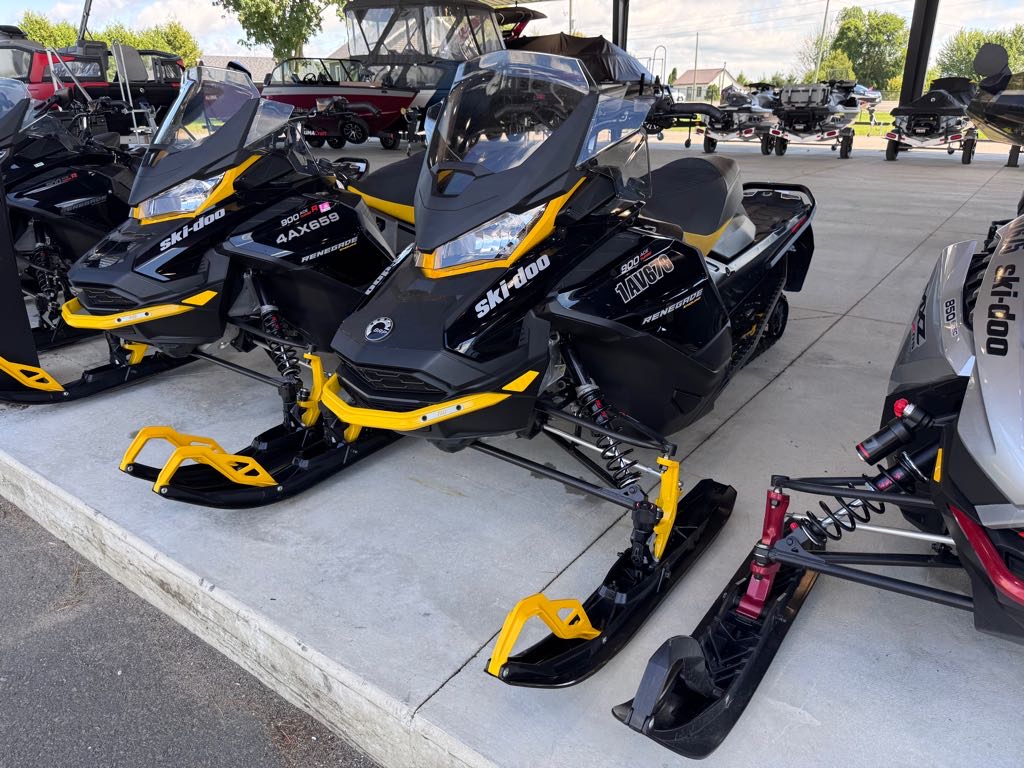 2024 Ski-Doo Renegade Enduro 137 900 ACE Turbo - Photo 2