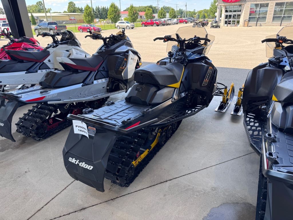 2024 Ski-Doo Renegade Enduro 137 900 ACE Turbo - Photo 4