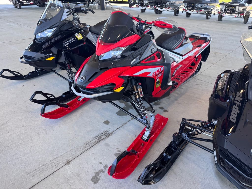 2022 Lynx Rave RE 850 - Photo 2