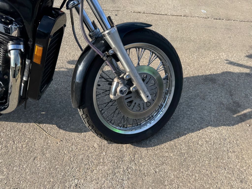 2005 Suzuki BOULEVARD S50 - Photo 4