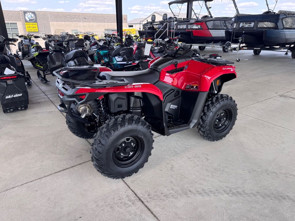 2025 Can-Am Outlander 500 - Photo 4