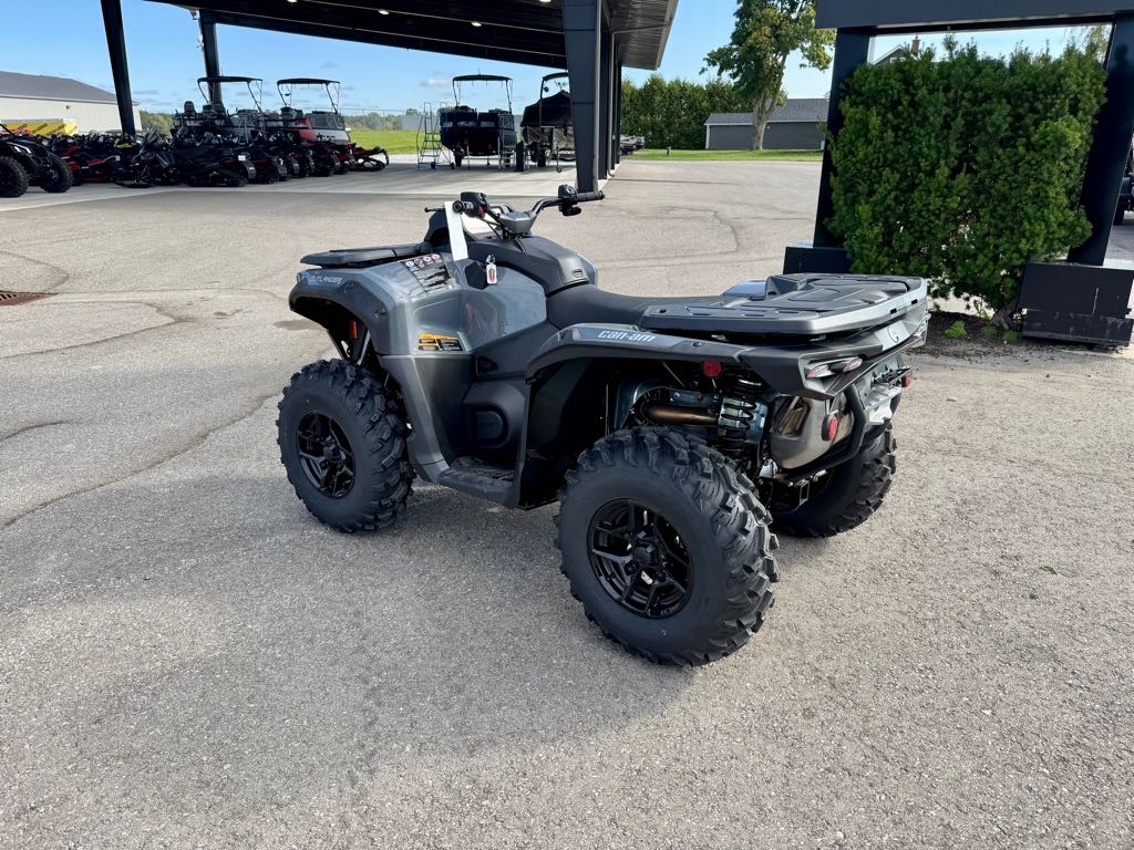 2025 Can-Am Outlander DPS 850 - Photo 4