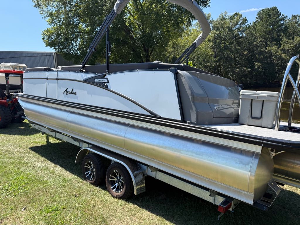 2023 Avalon Catalina Rear J Lounger 25 - Photo 5