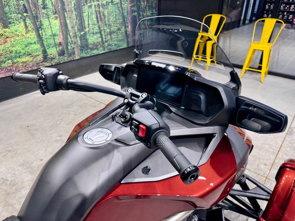 2026 Can-Am Spyder F3 Limited - Special Series - Photo 7