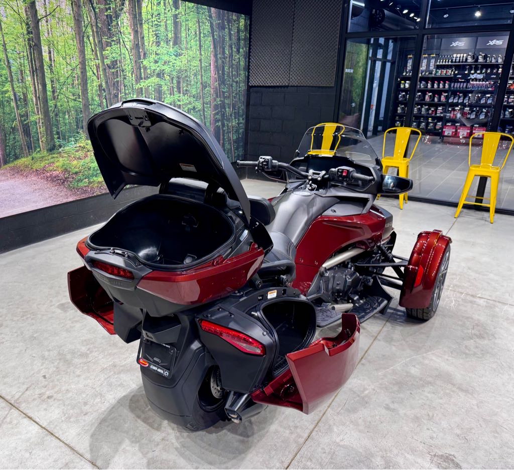 2026 Can-Am Spyder F3 Limited - Special Series - Photo 9