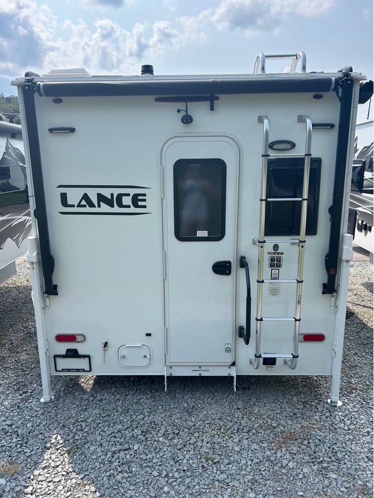 2026 Lance Truck Camper 850 - Photo 4