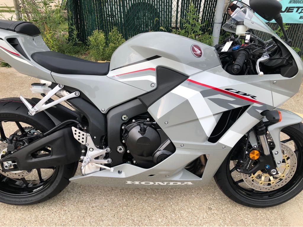 2026 Honda CBR600RR - Photo 3