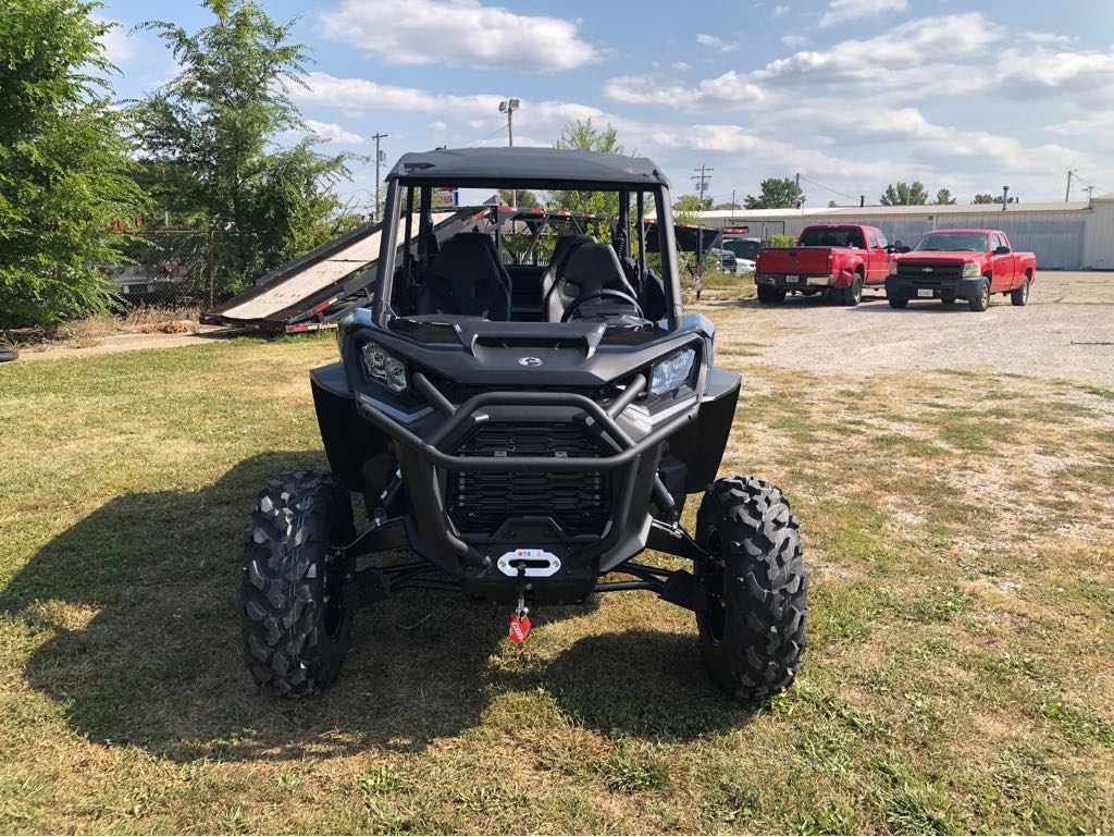 2026 Can-Am COMMANDER MAX XT 1000R - Photo 9