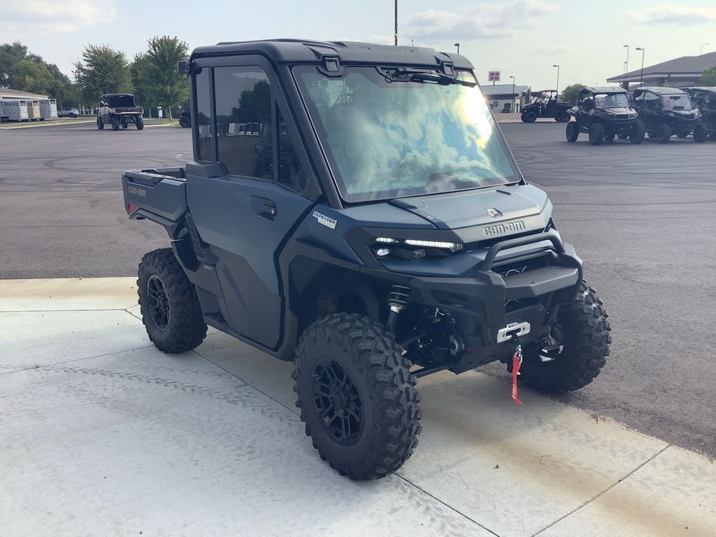 2026 Can-Am Defender Limited HD11 - Photo 2