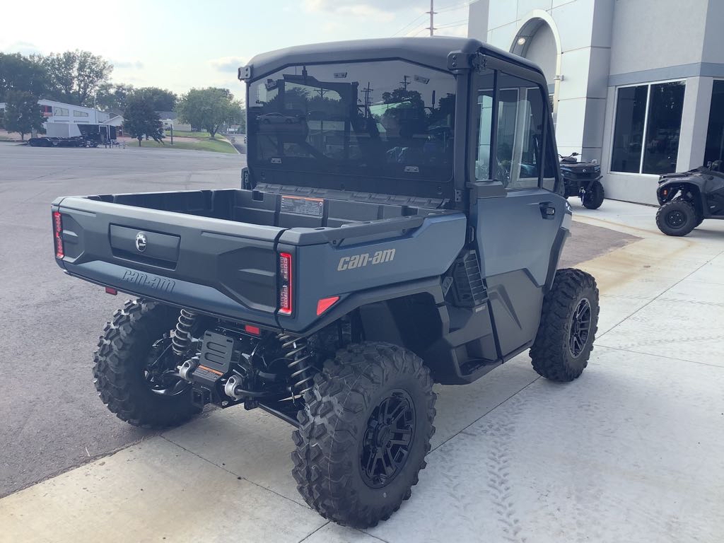 2026 Can-Am Defender Limited HD11 - Photo 8