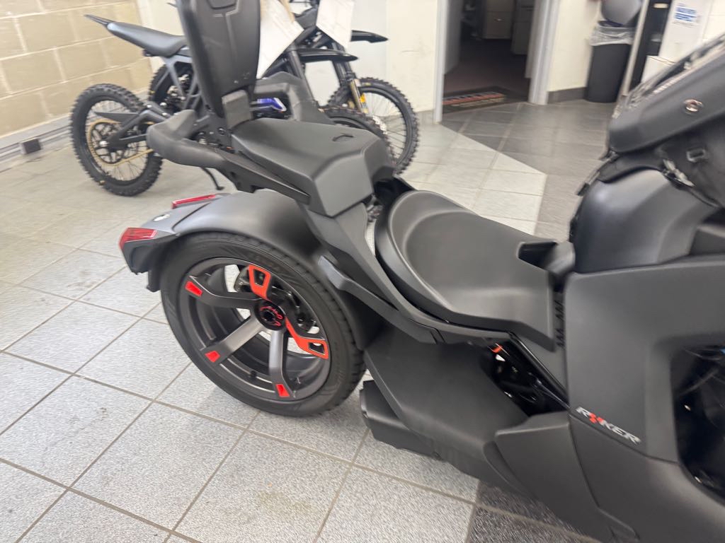 2021 Can-Am RYKER 600 ACE - Photo 10