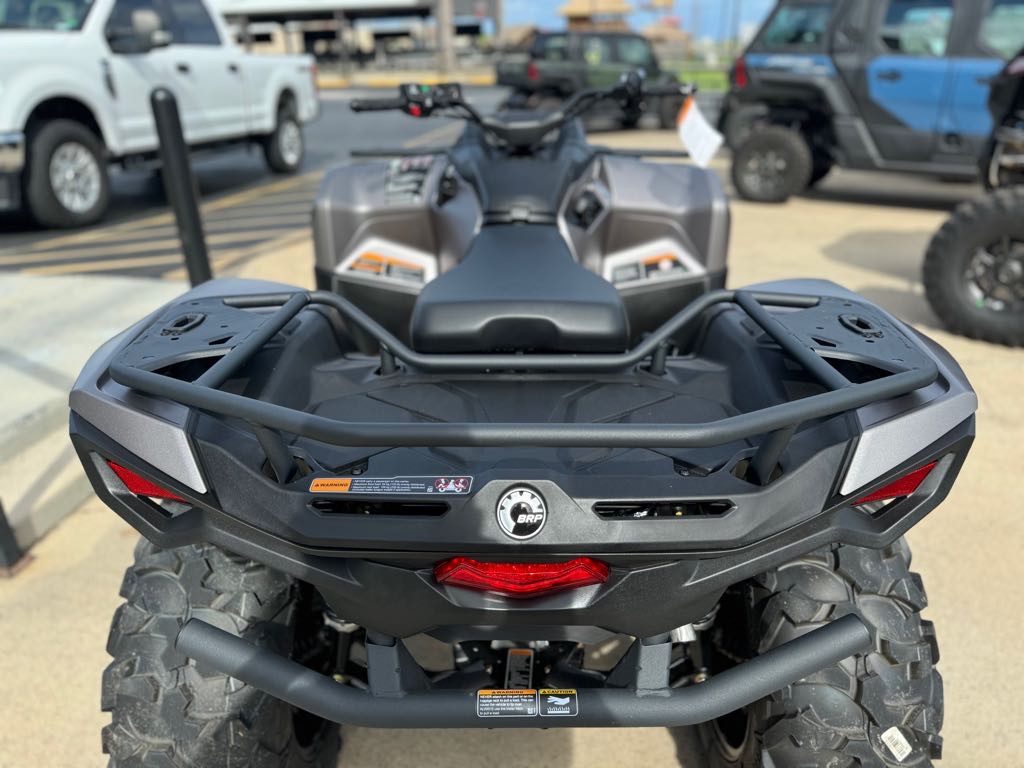 2026 Can-Am Outlander XT 700 - Photo 12