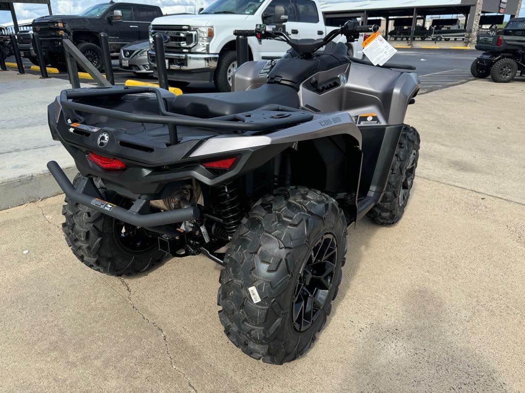 2026 Can-Am Outlander XT 700 - Photo 6