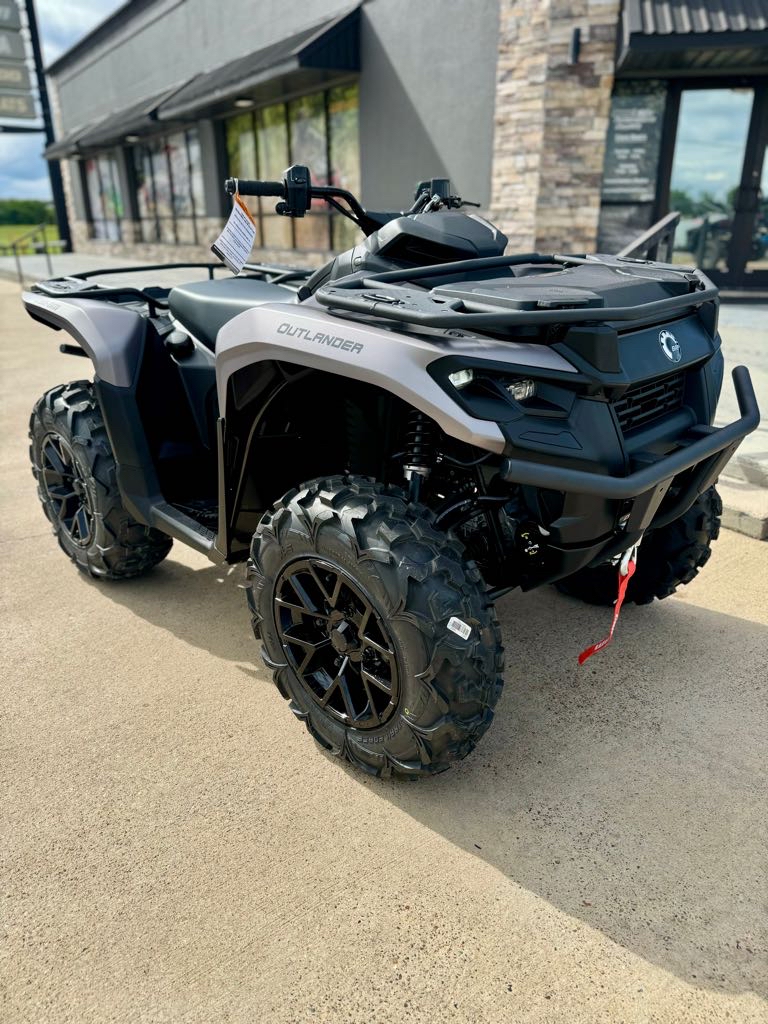 2026 Can-Am Outlander XT 700 - Photo 5