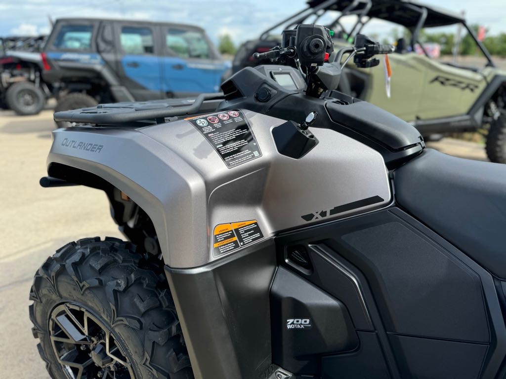 2026 Can-Am Outlander XT 700 - Photo 11