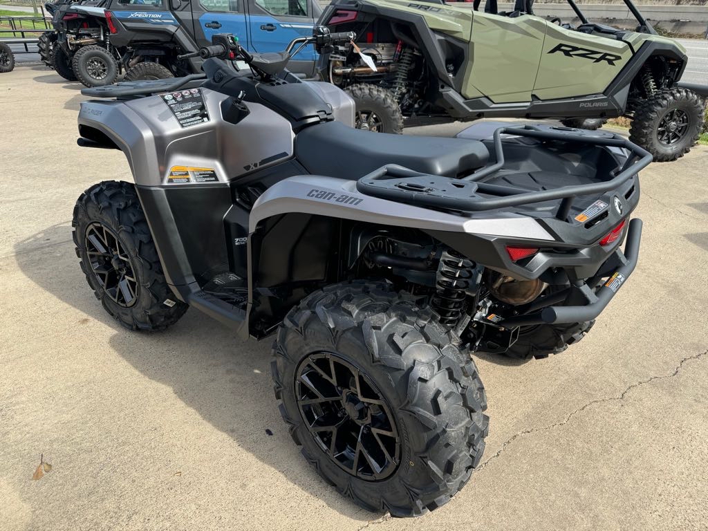 2026 Can-Am Outlander XT 700 - Photo 4