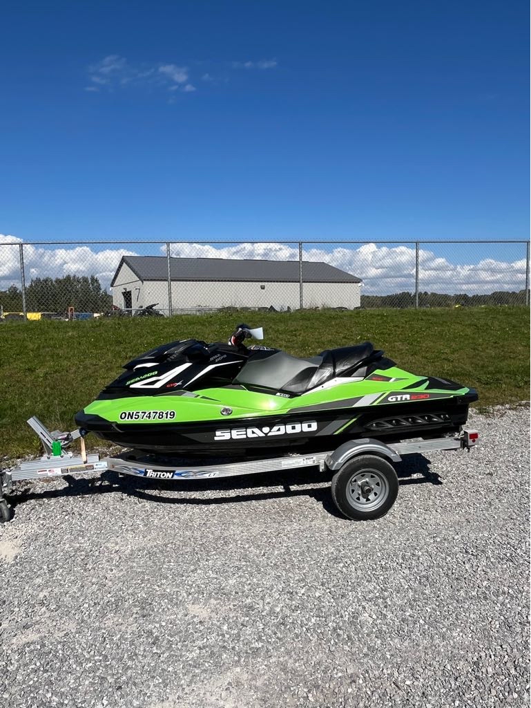 2017 Sea-Doo GTR-X 230 - Photo 2