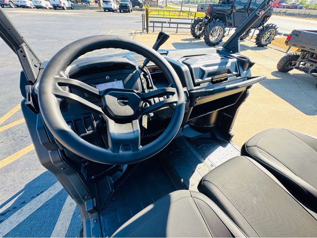 2026 Can-Am Defender XT HD9 - Photo 11
