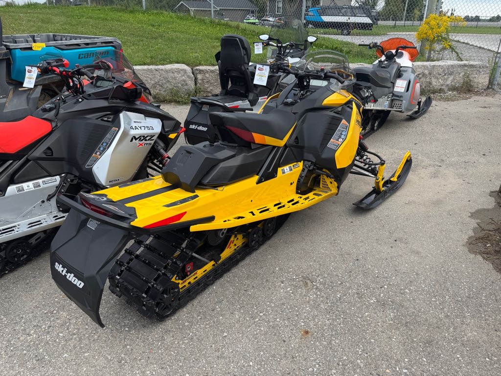 2023 Ski-Doo MXZ Blizzard 850 E-TEC - Photo 3