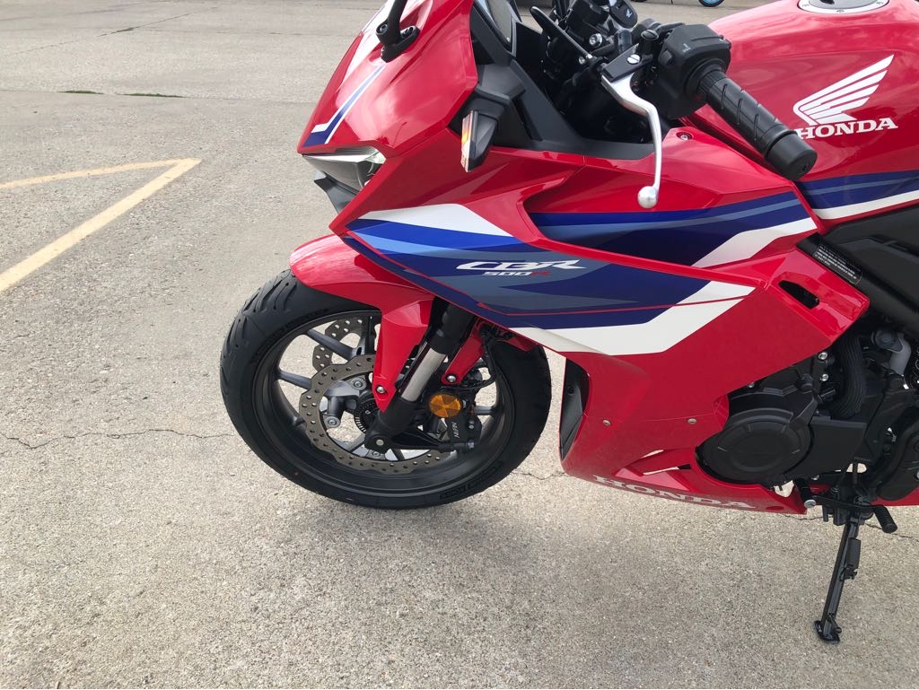 2025 Honda CBR500R ABS - Photo 8