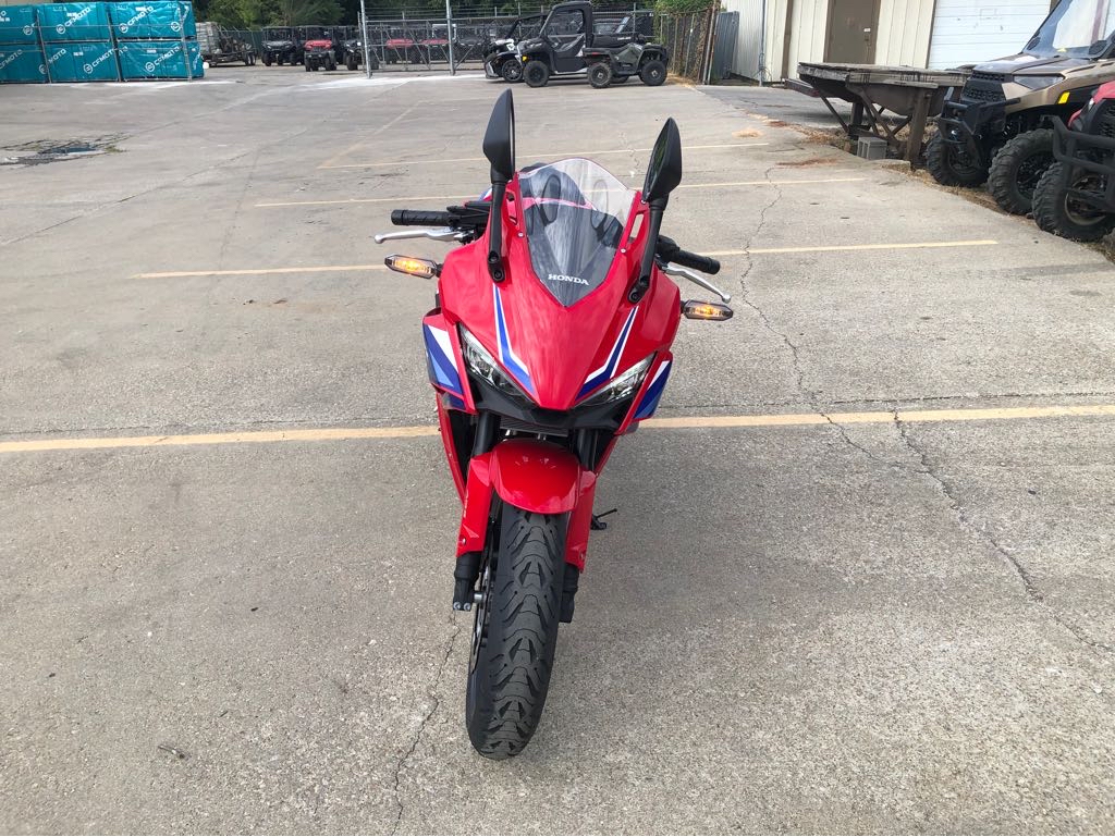 2025 Honda CBR500R ABS - Photo 9