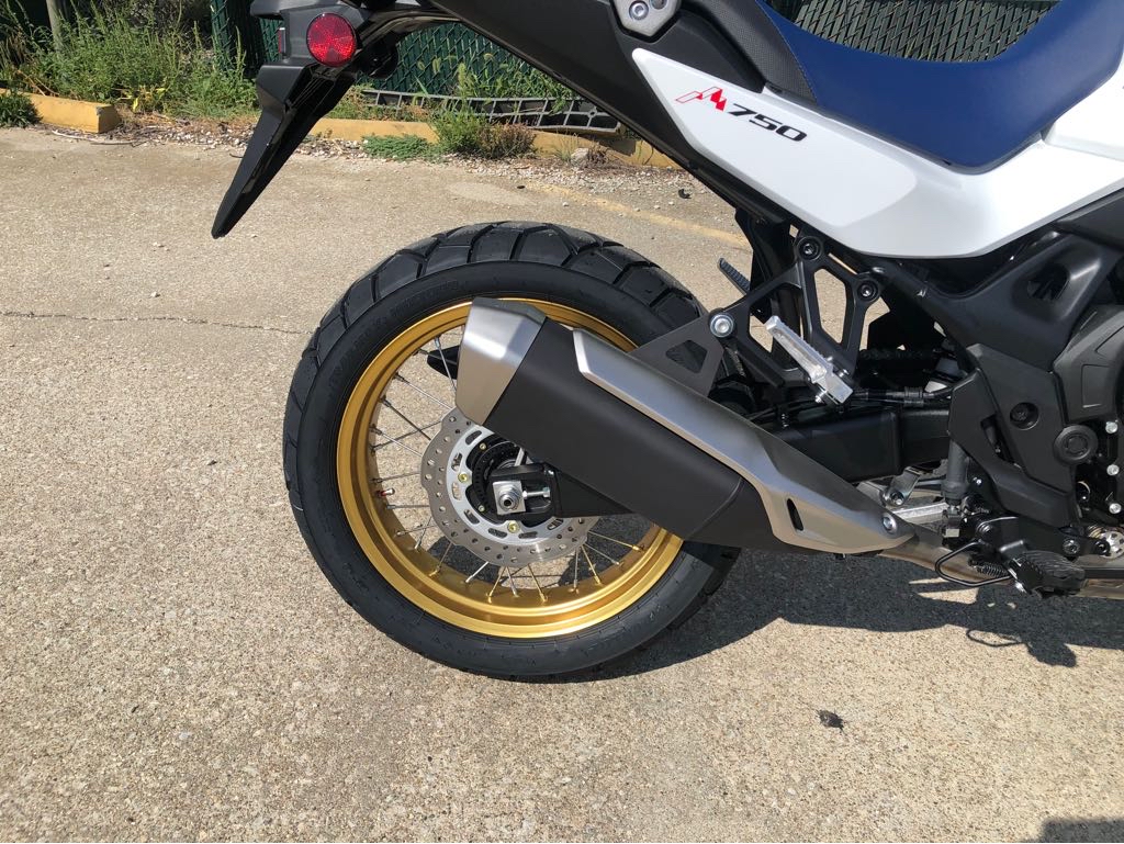 2025 Honda TRANSALP - Photo 4