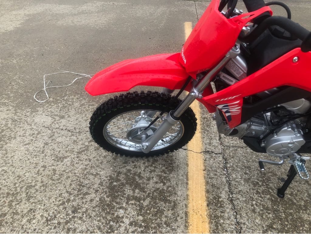 2026 Honda CRF 110F - Photo 8