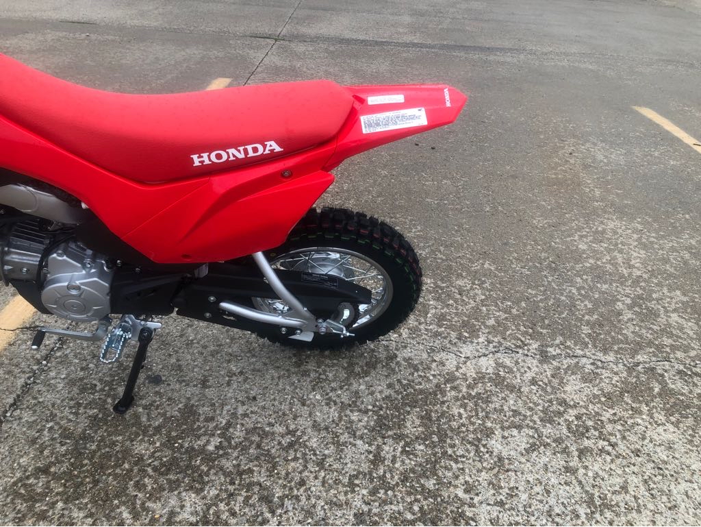 2026 Honda CRF 110F - Photo 6