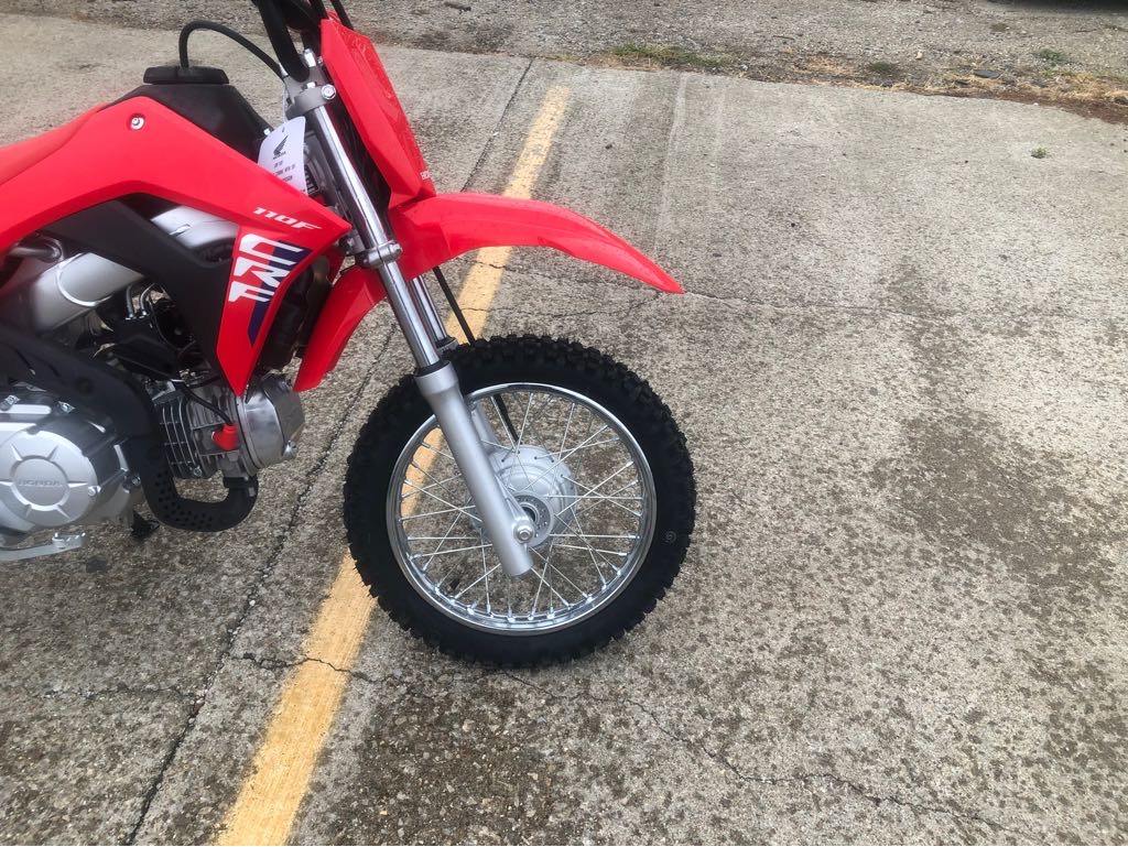 2026 Honda CRF 110F - Photo 2